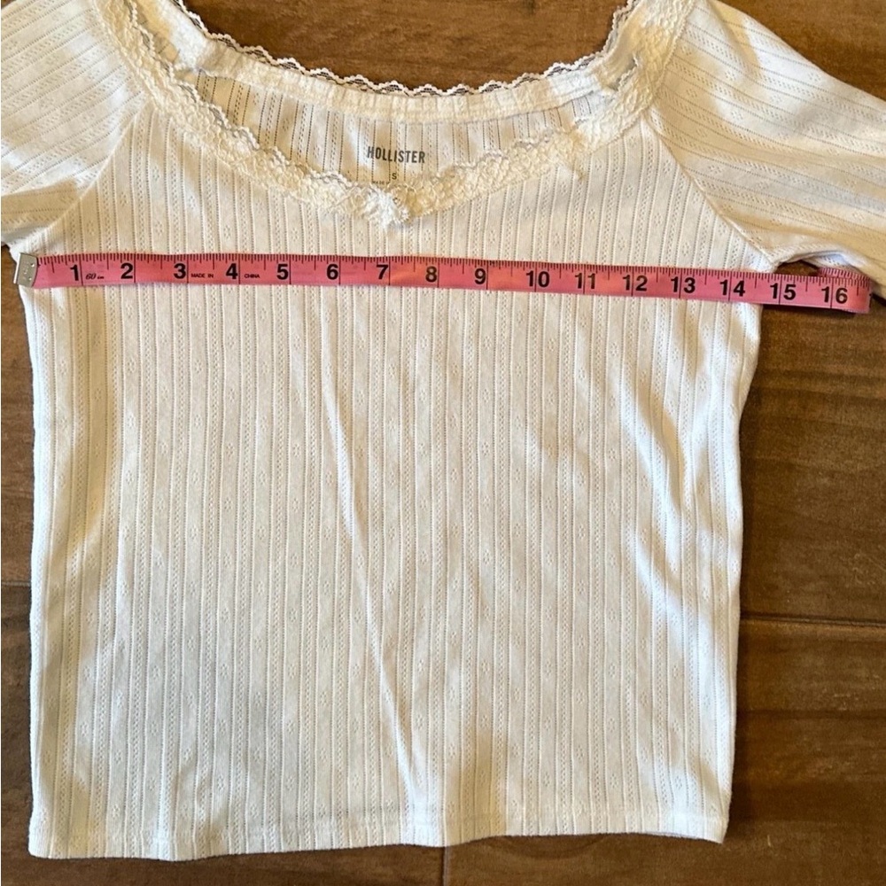 Hollister Women's Off-White Ribbed Long Sleeve Top - Picture 3 of 4